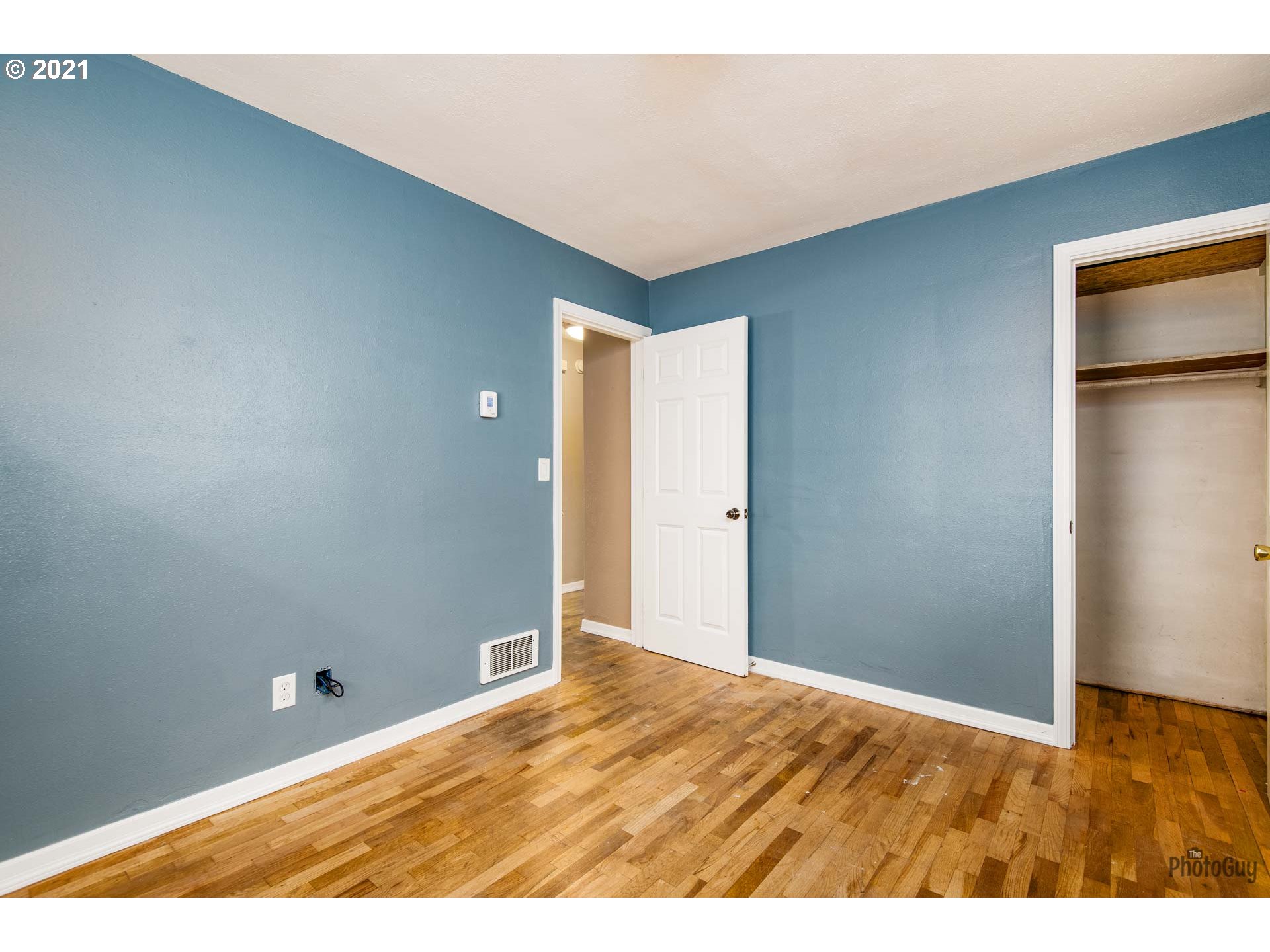 724 Centennial Boulevard Springfield, OR 97477 - Photo 12 of 26