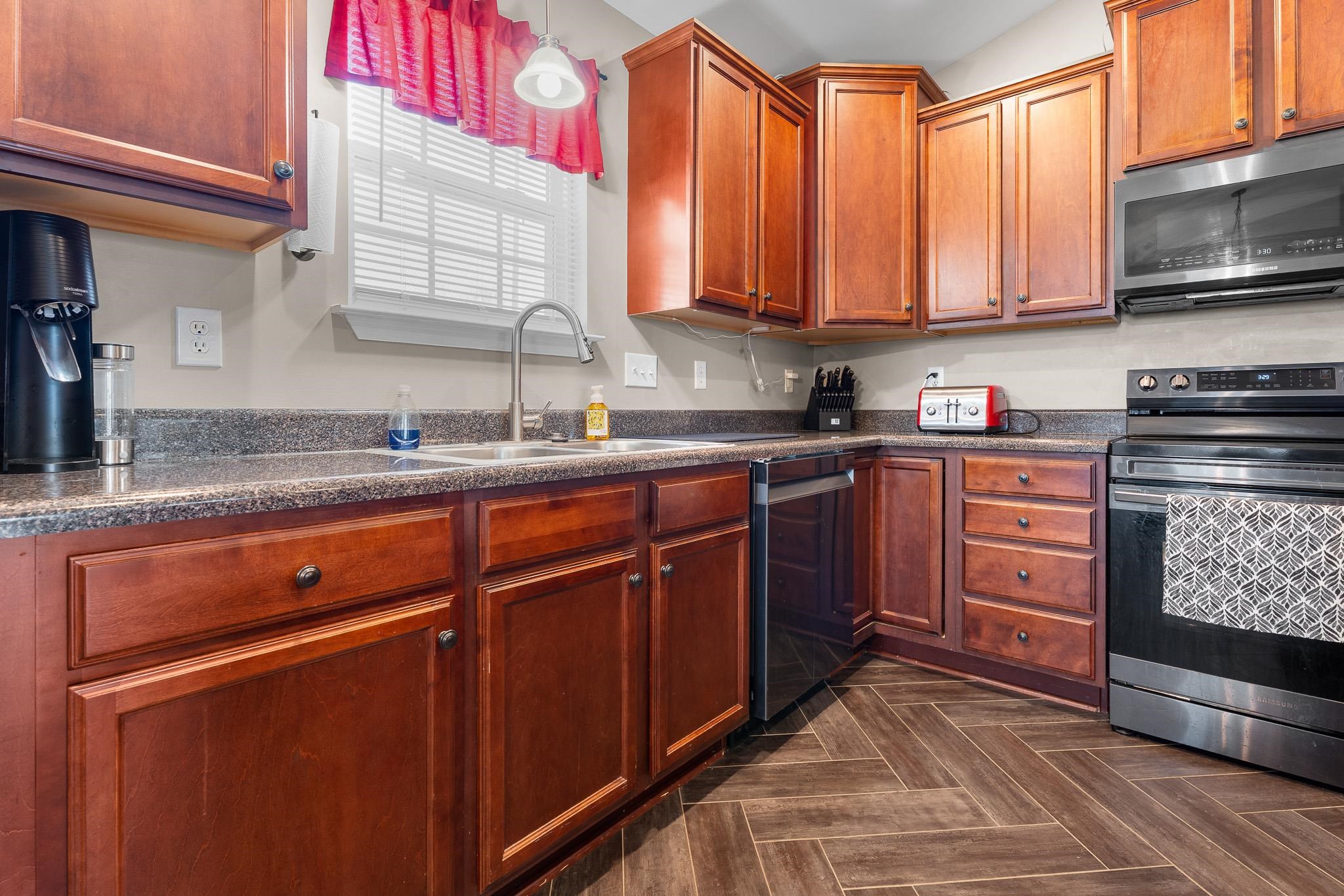 271 Walcott Drive Lyman, SC 29365 - Photo 11 of 22