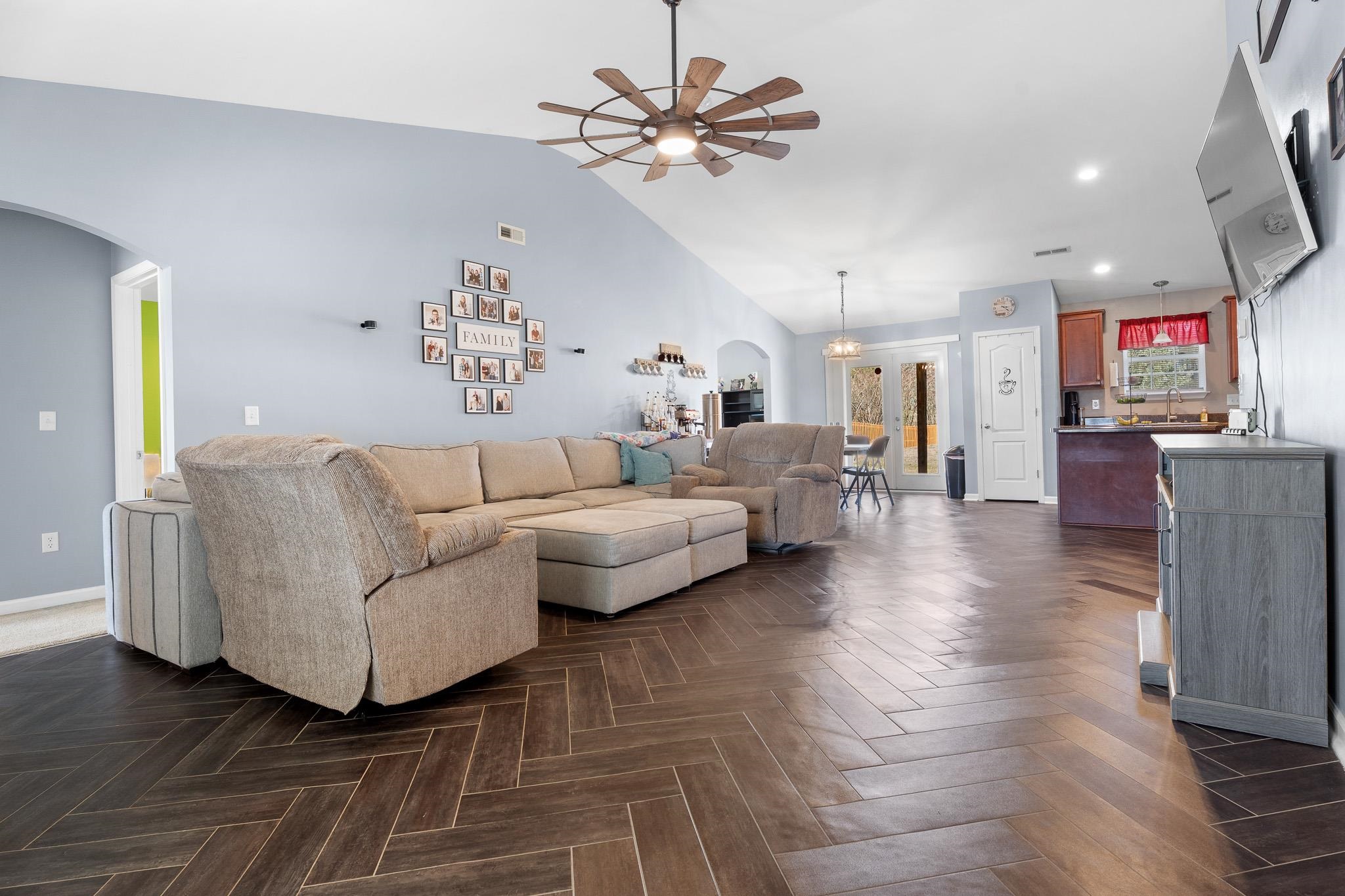 271 Walcott Drive Lyman, SC 29365 - Photo 3 of 22