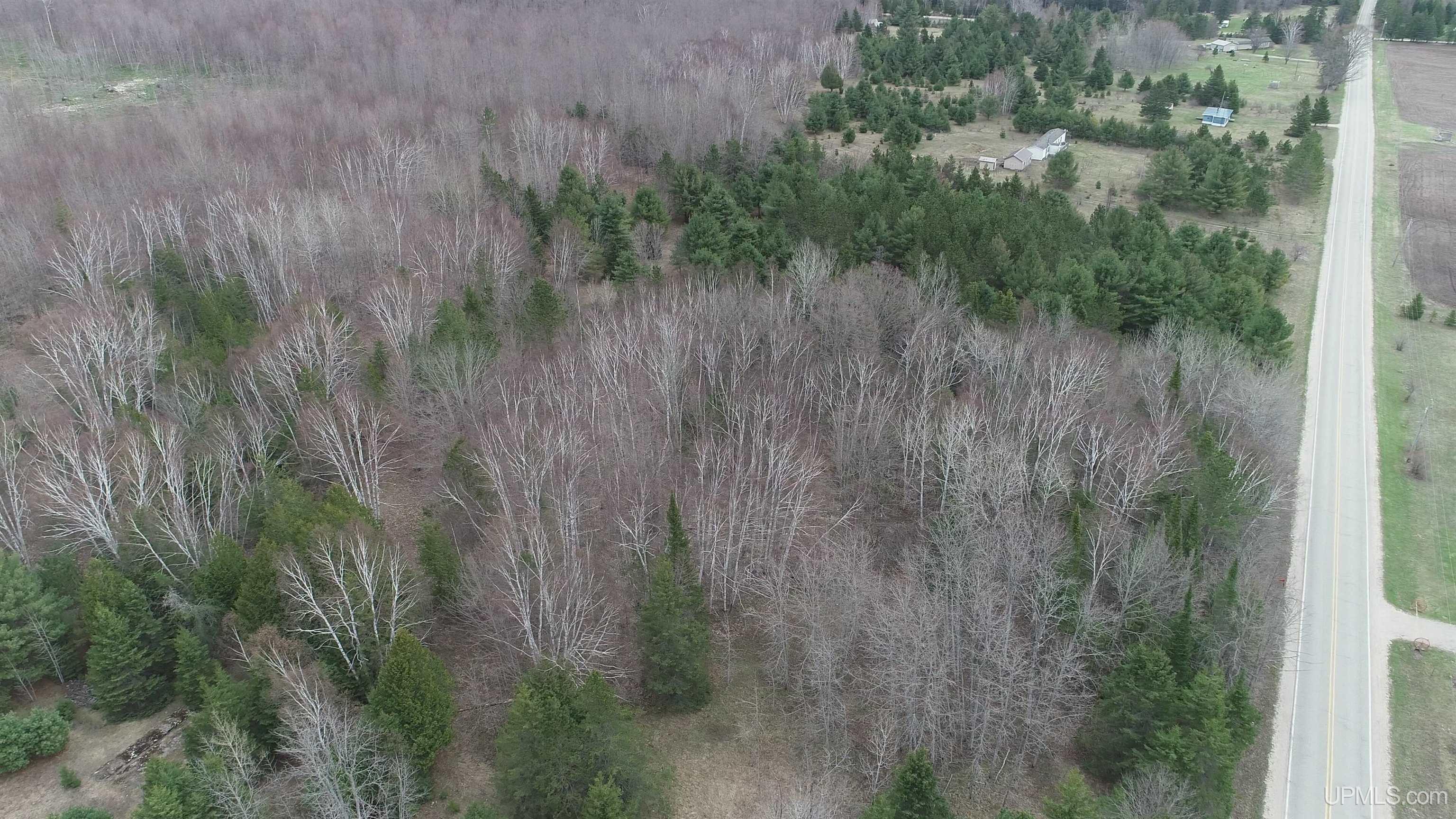 East 20 Quarry Road Gulliver, MI 49840 - Photo 24 of 47