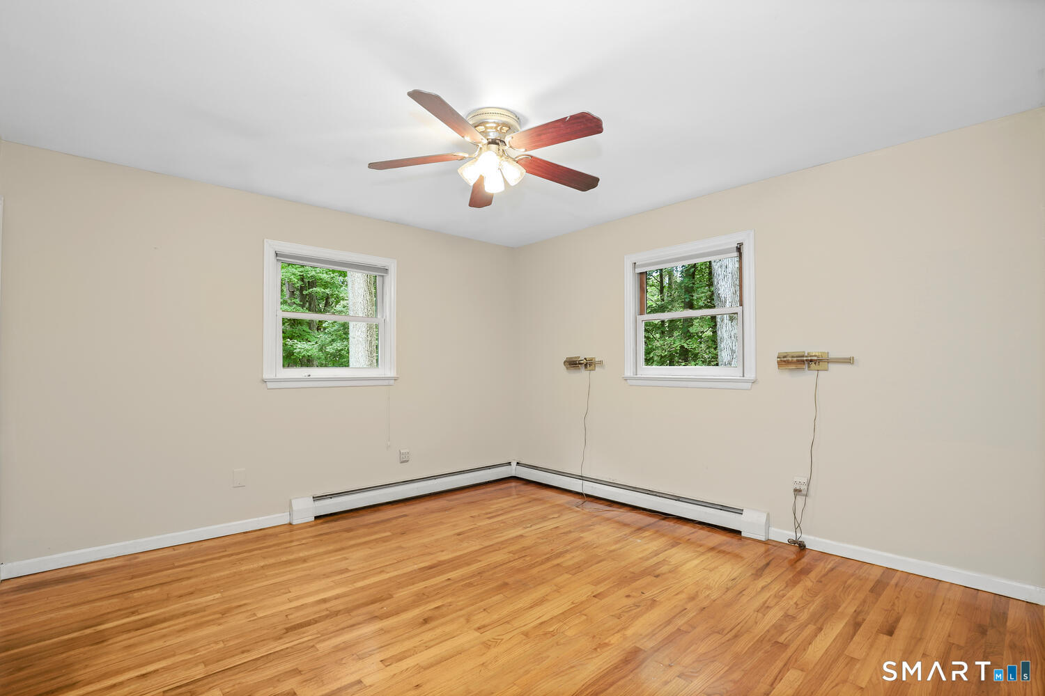 122 Deforest Road Wilton, CT 06897 - Photo 22 of 40