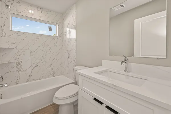 $1,700 | 8902 A Alejo Drive, Houston, TX 77088