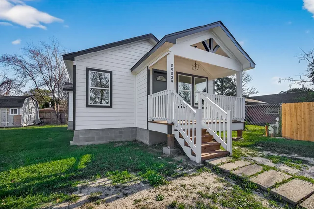 $1,960 | 8902 Alejo Drive, Unit A, Houston, TX 77088