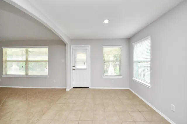 $2,000 | 21823 Wildcroft Drive, Katy, TX 77449