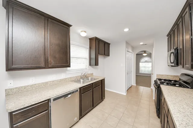 $2,000 | 21823 Wildcroft Drive, Katy, TX 77449