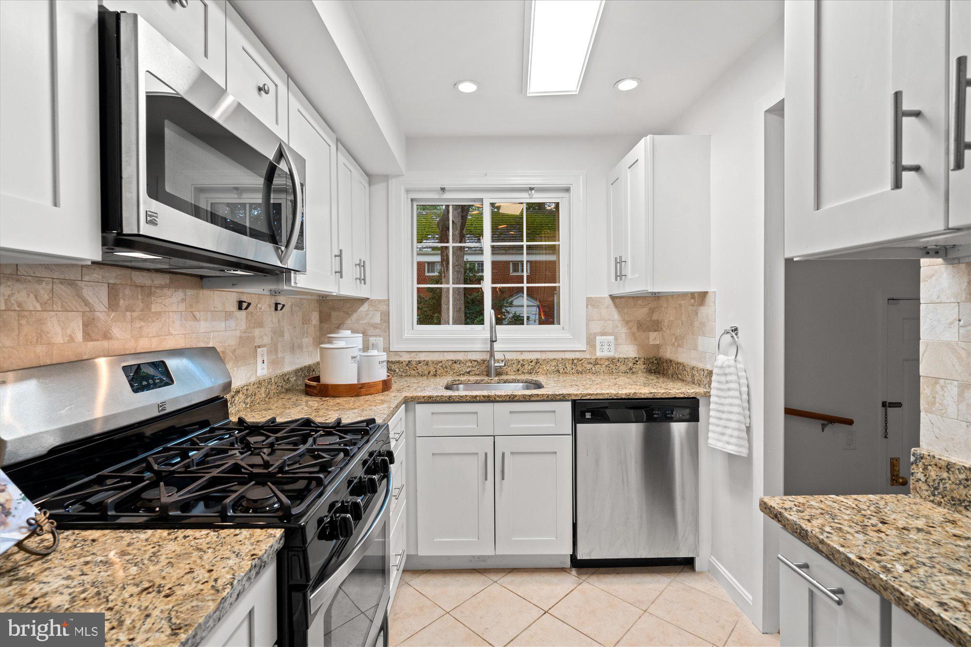 1638 Preston Road, Unit 809 Alexandria, VA 22302 - Photo 8 of 24 Gallery Image 8