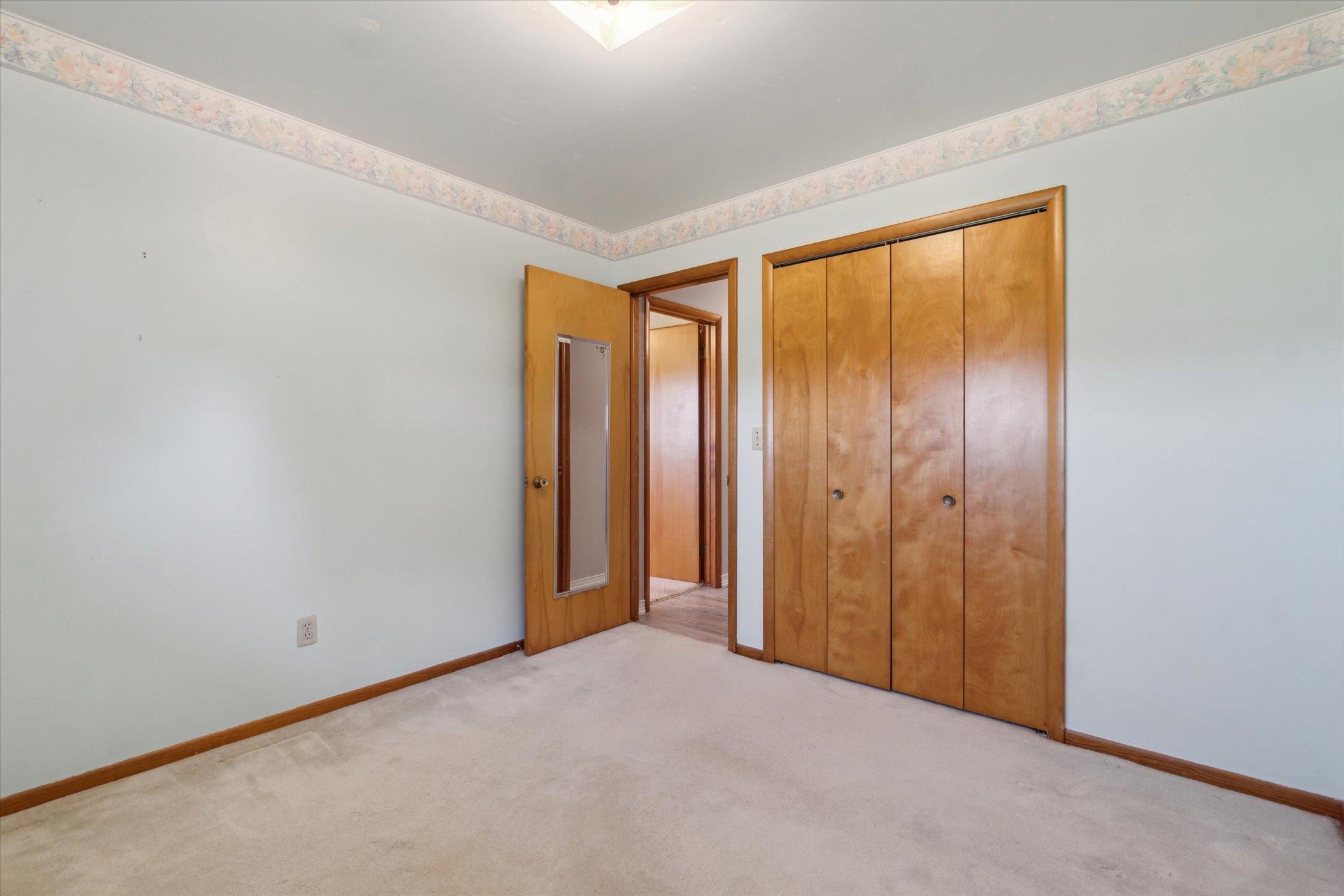 178 West Henderson Road Owosso, MI 48867 - Photo 29 of 71 50174559-90f79787-fa79-4c51-a8ab-777c9949af7a.JPG