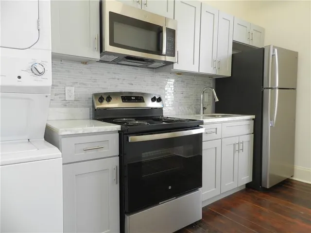 $1,400 | 1224 Marengo Street, Unit 1B, New Orleans, LA 70115