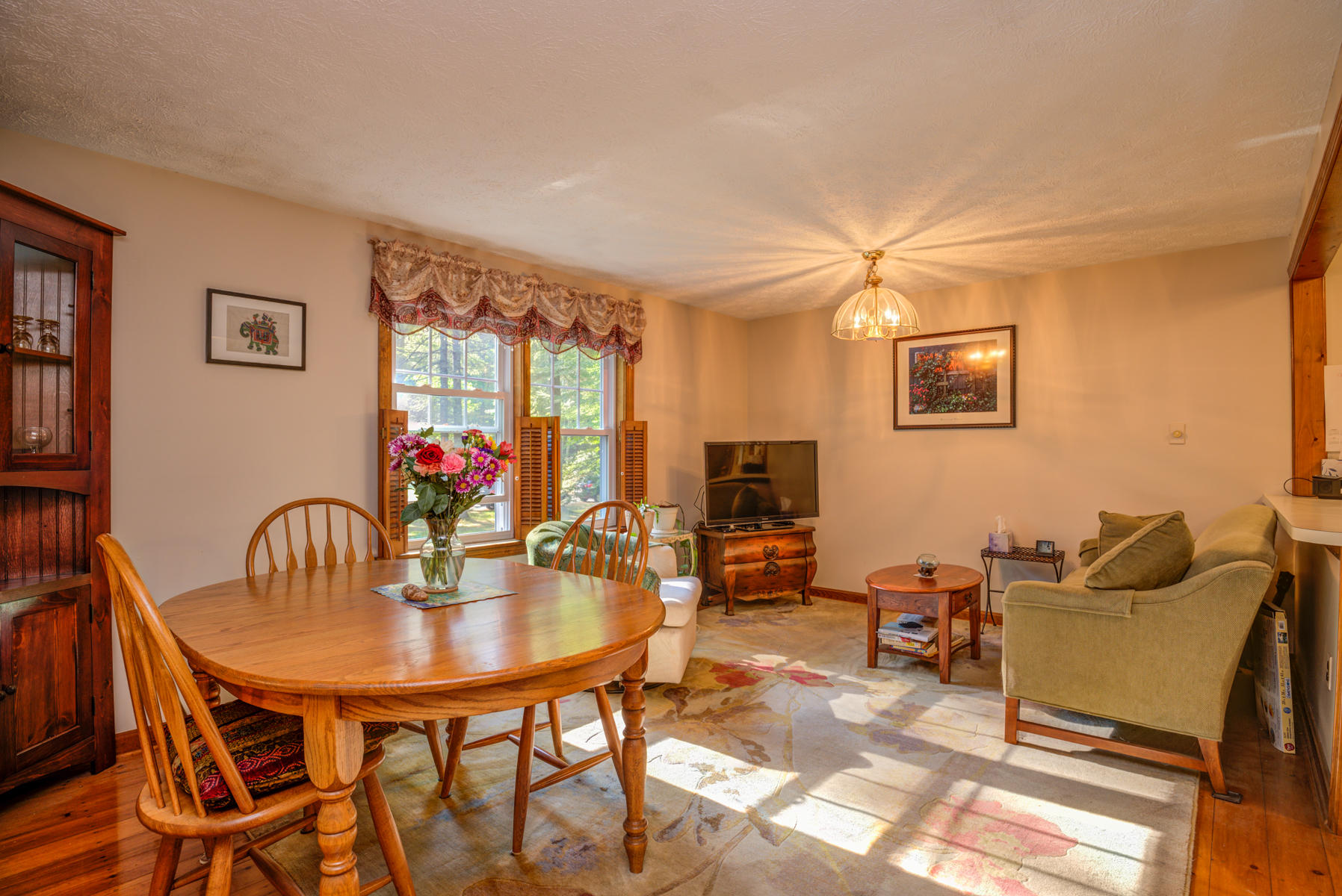 328 Dunnell Road Buxton, ME 04093 - Photo 8 of 34 Pic#-8