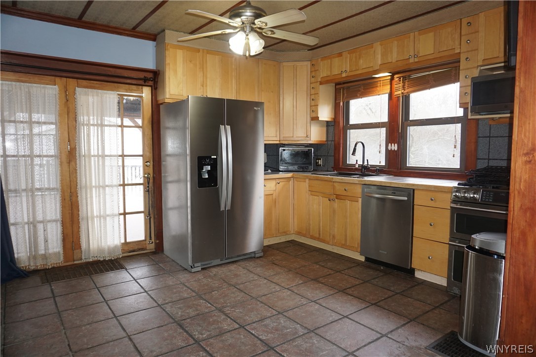 4835 Harlem Road Amherst, NY 14226 - Photo 17 of 31