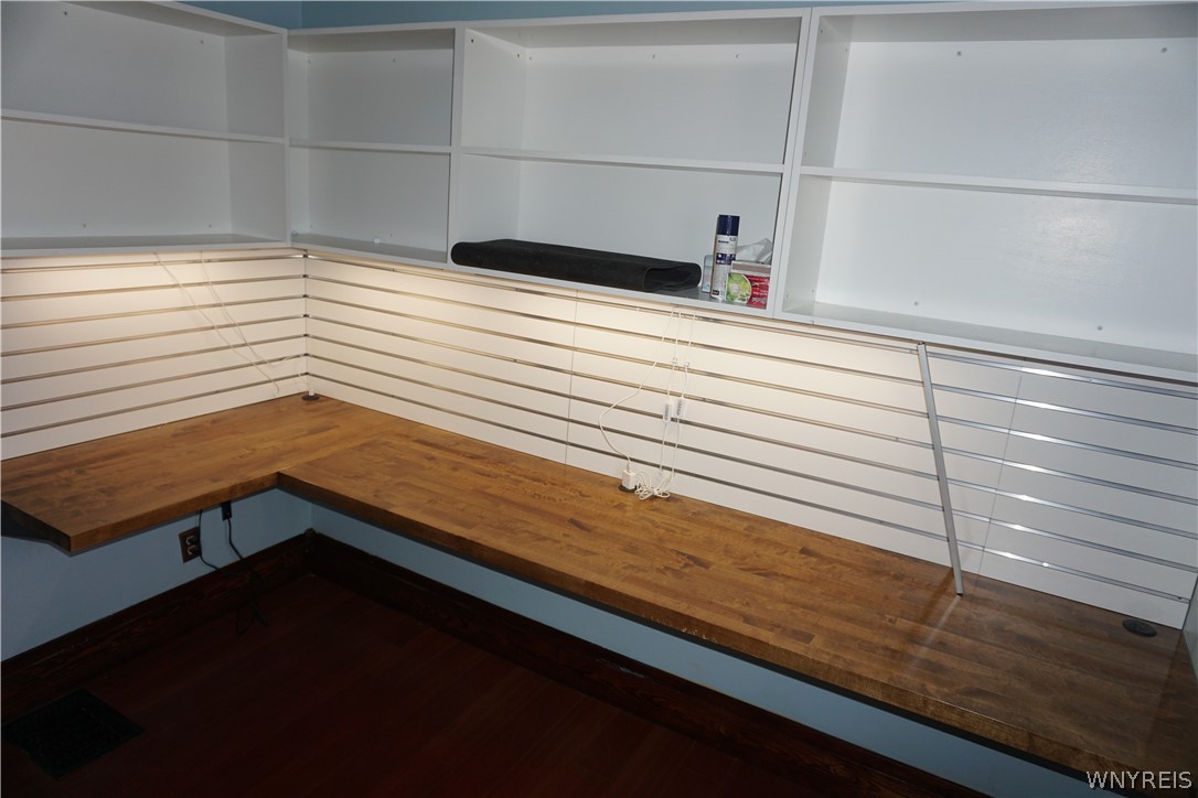 4835 Harlem Road Amherst, NY 14226 - Photo 25 of 31