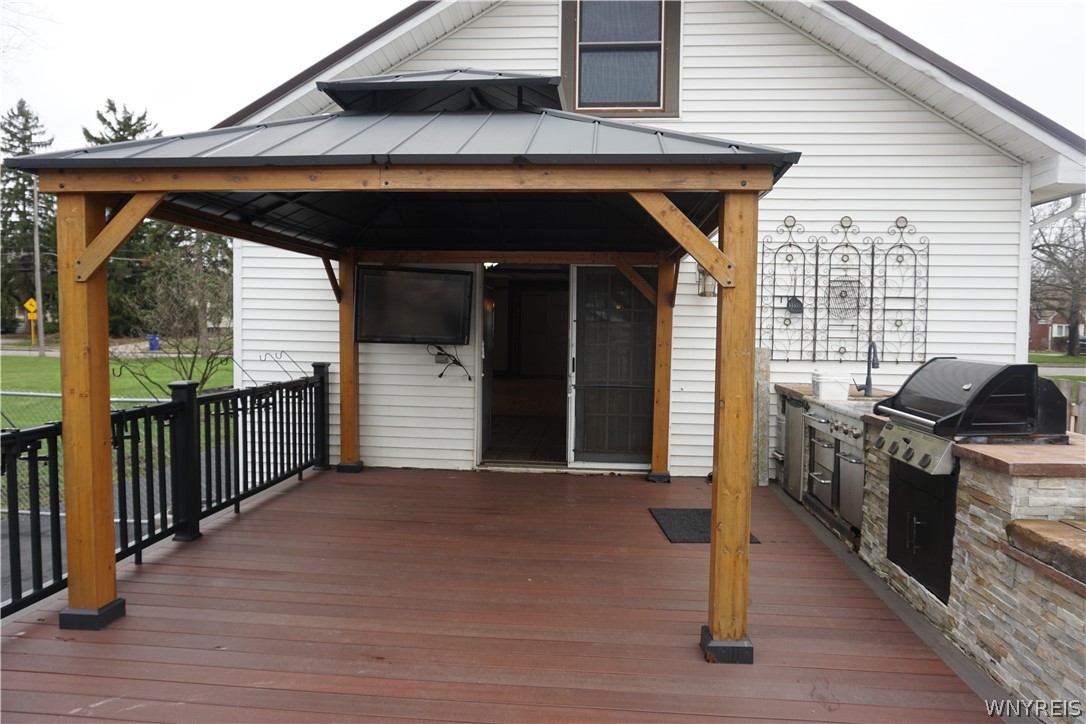 4835 Harlem Road Amherst, NY 14226 - Photo 3 of 31 Relax or entertain on the large composite deck wit