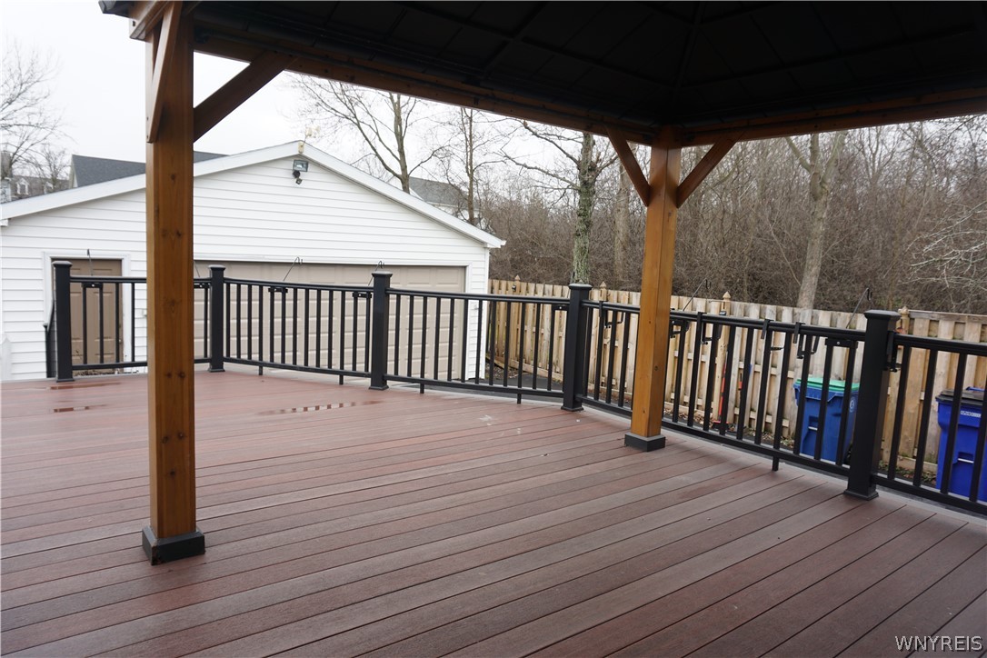 4835 Harlem Road Amherst, NY 14226 - Photo 5 of 31