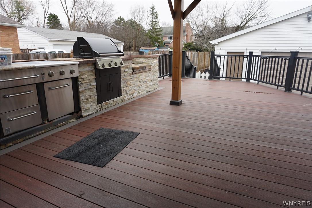 4835 Harlem Road Amherst, NY 14226 - Photo 6 of 31