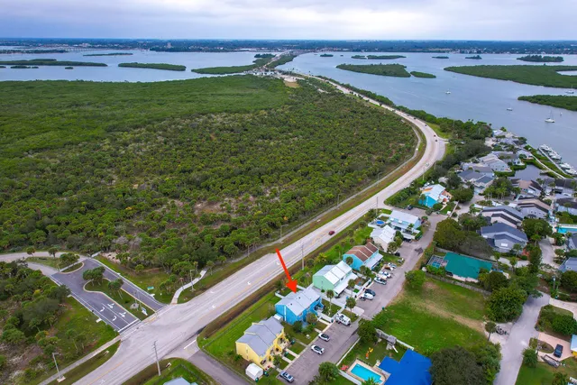 $300,000 | 902 Shorewinds Drive, Unit B, Hutchinson Island, FL 34949