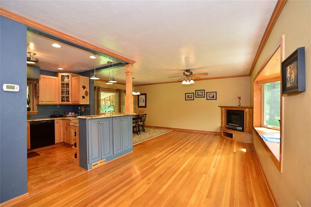 3007 Fairview Road Gibsonia, PA 15044 - Photo 3 of 20 Gallery Image 3