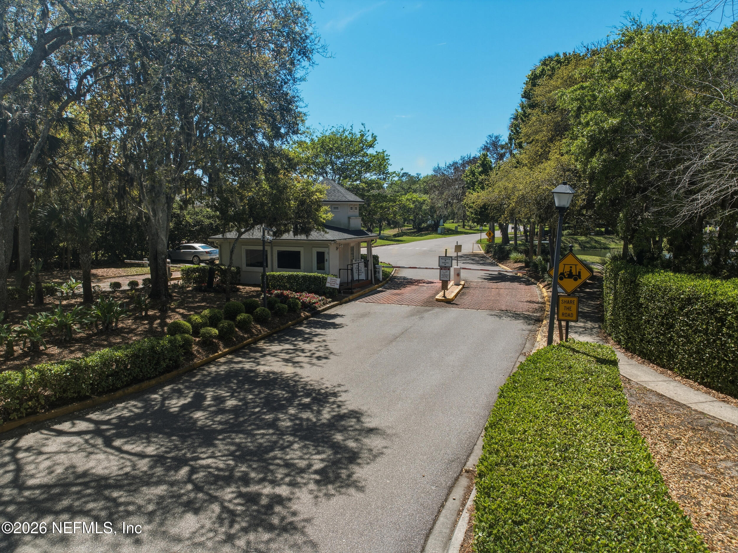 504 Tournament Road Ponte Vedra Beach, FL 32082 - Photo 2 of 52 24 hour gated security upon entry