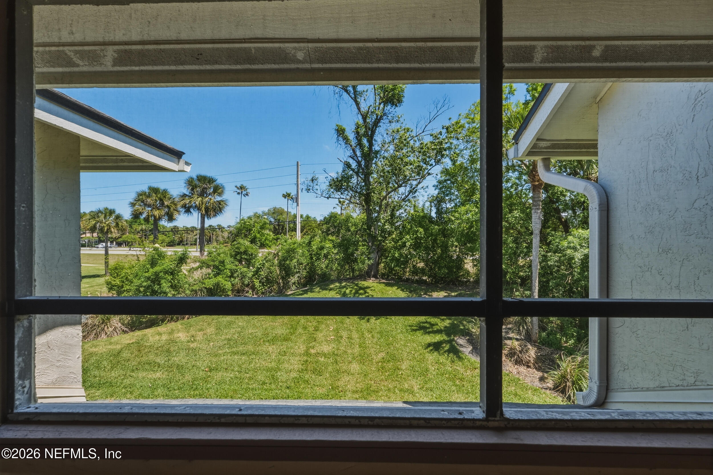 504 Tournament Road Ponte Vedra Beach, FL 32082 - Photo 27 of 52 Screened lanai