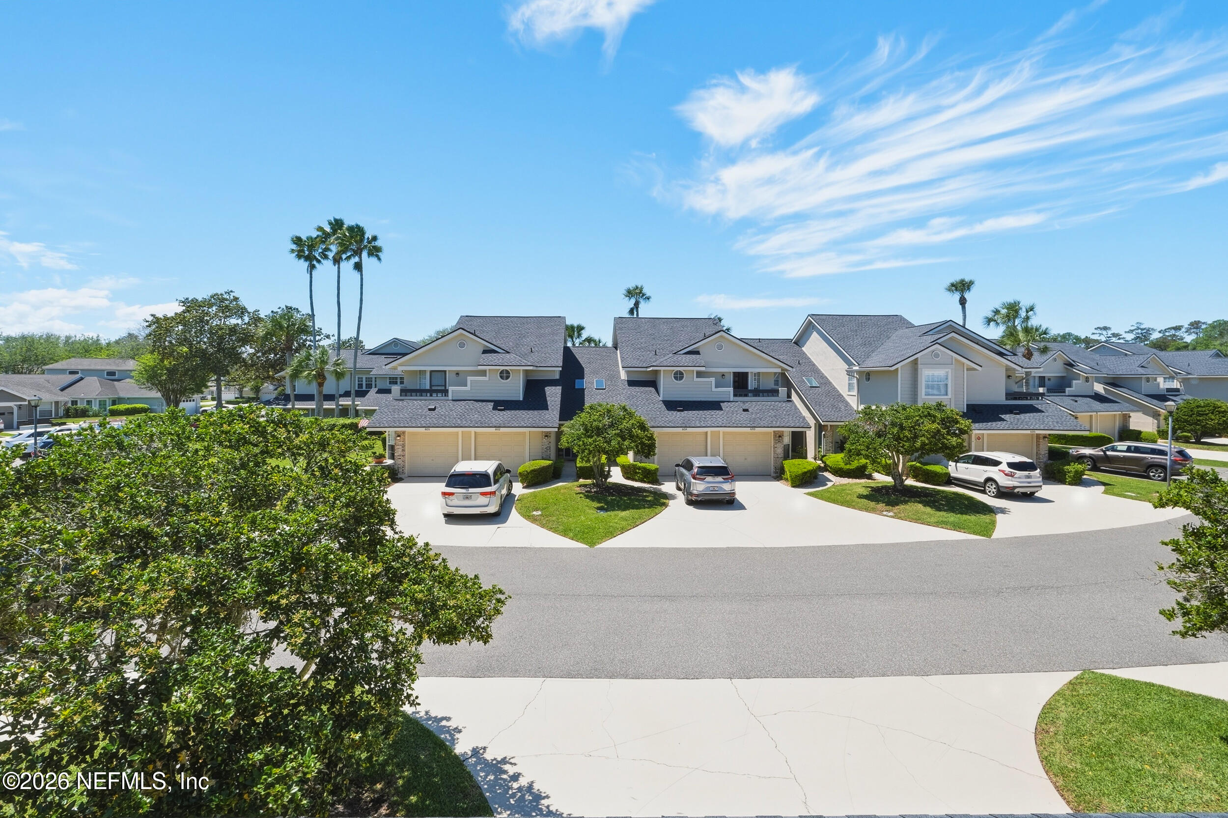 504 Tournament Road Ponte Vedra Beach, FL 32082 - Photo 29 of 52 Wide driveways