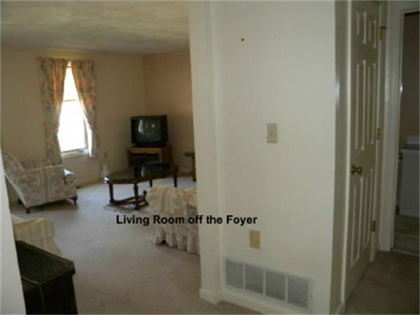 4 Deer Path, Unit 7 Maynard, MA 01754 - Photo 7 of 30 Gallery Image 7