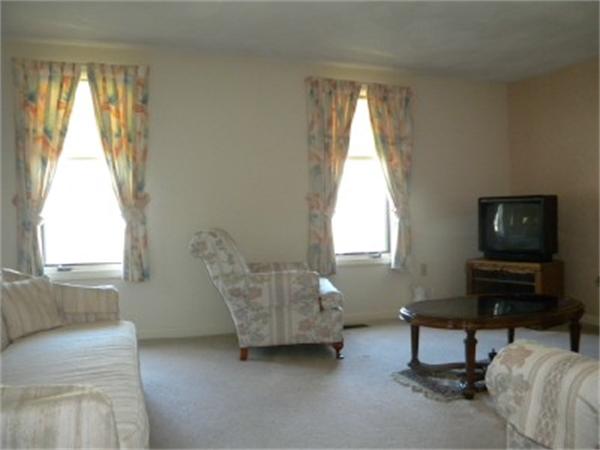 4 Deer Path, Unit 7 Maynard, MA 01754 - Photo 8 of 30 Gallery Image 8