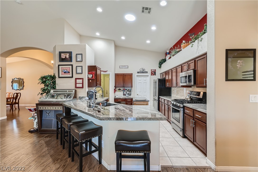 1587 Cattle Ranch Place Henderson, NV 89002 - Photo 18 of 53 Gallery Image 18