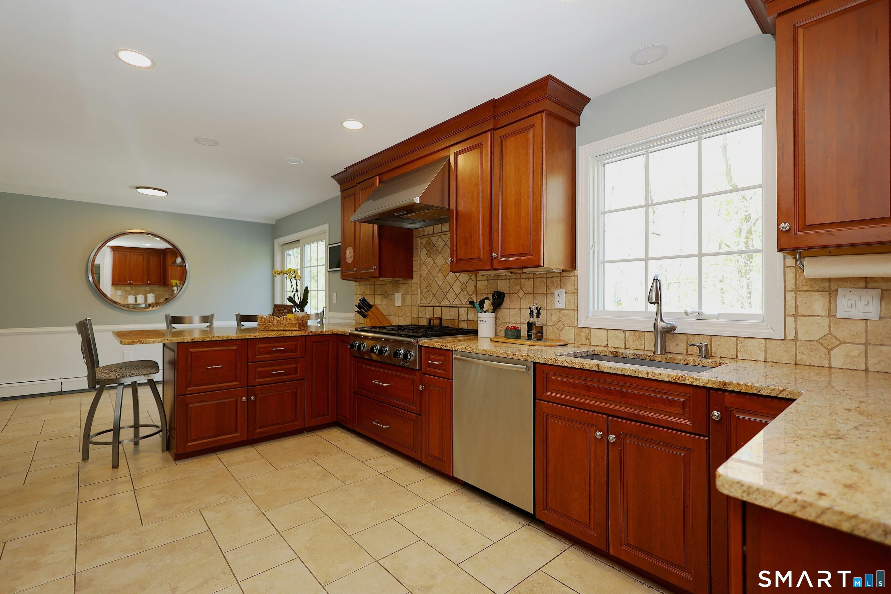 12 Holmes Road Ridgefield, CT 06877 - Photo 16 of 40