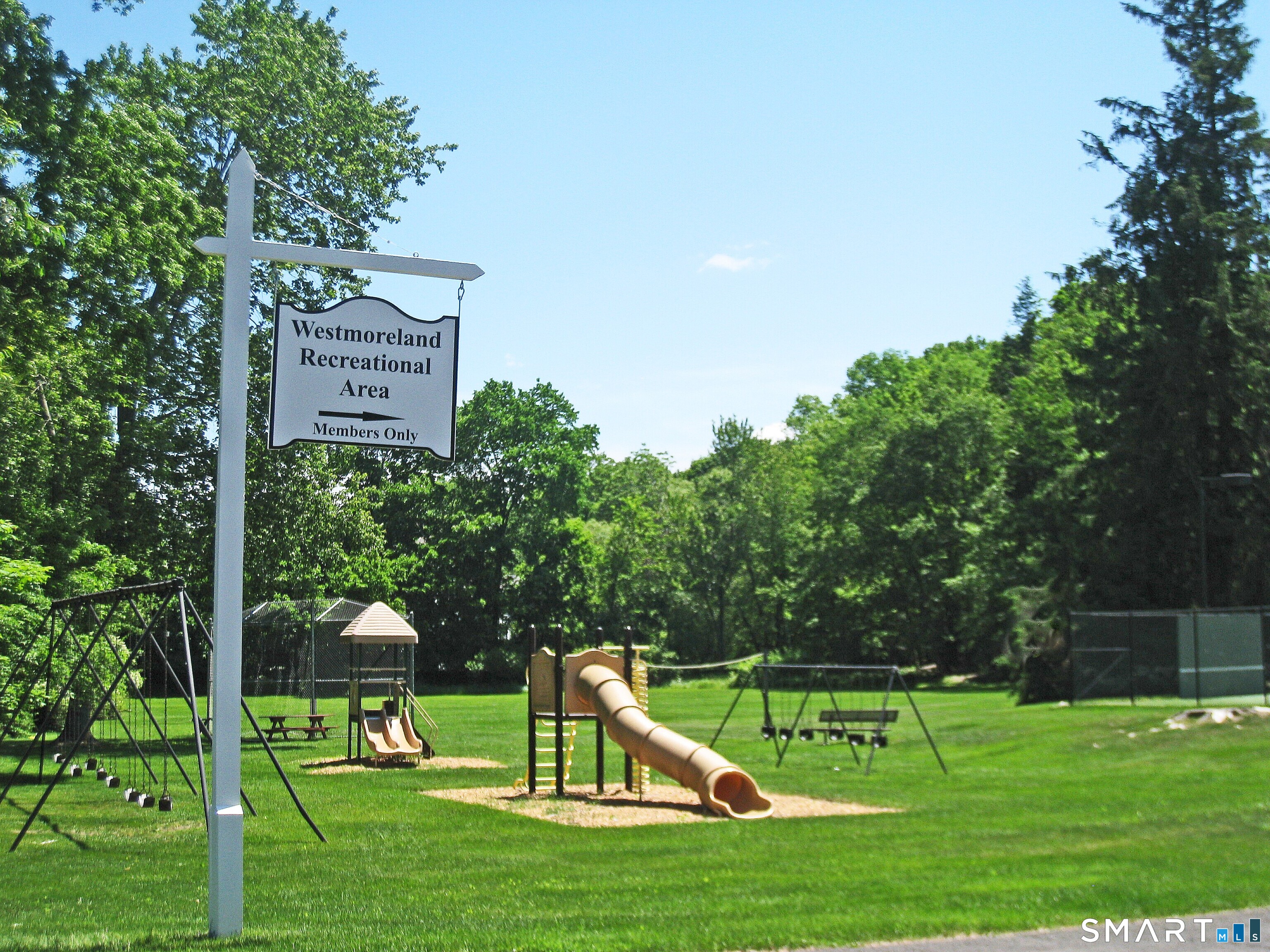 12 Holmes Road Ridgefield, CT 06877 - Photo 38 of 40