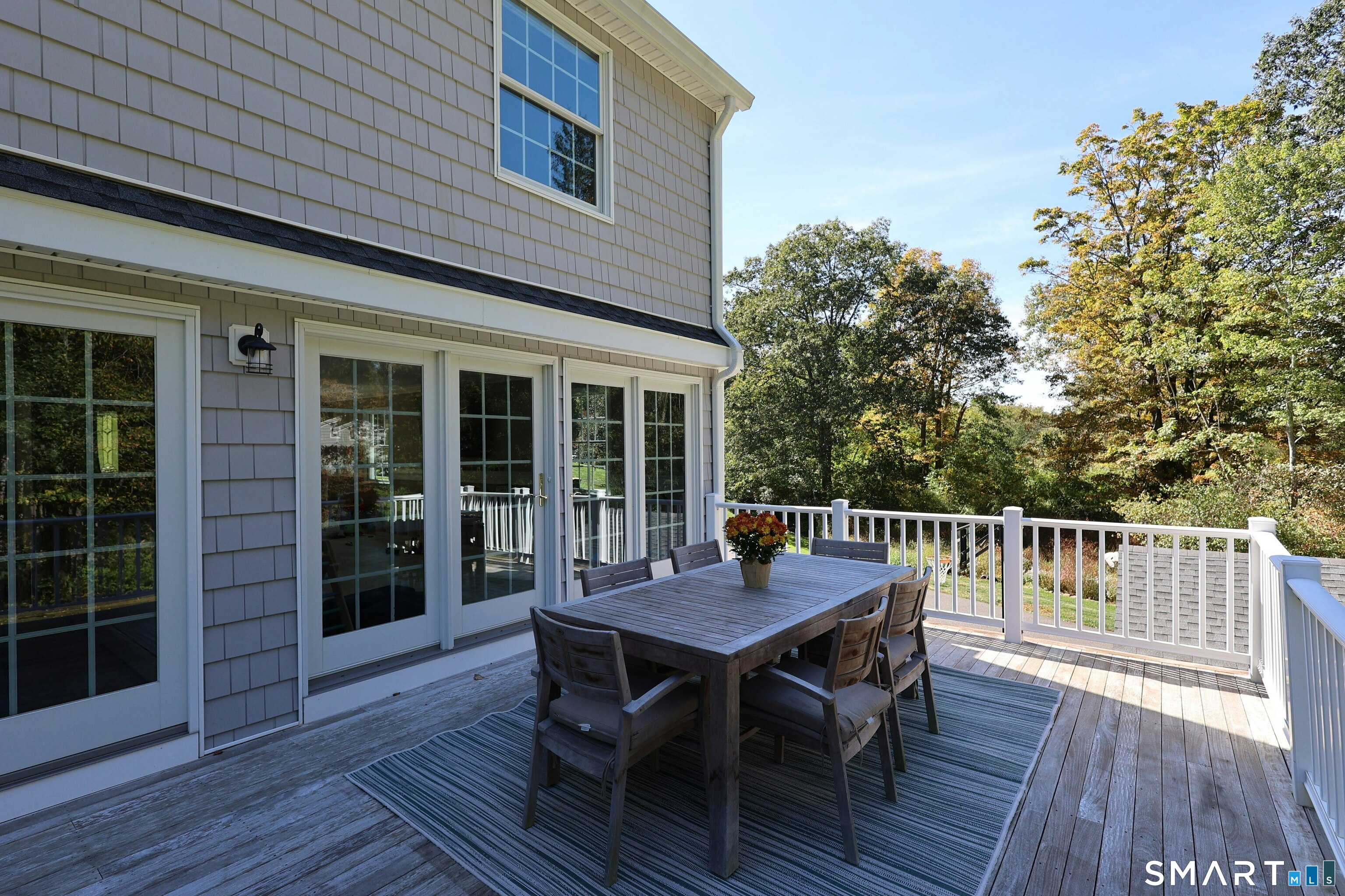 12 Holmes Road Ridgefield, CT 06877 - Photo 4 of 40