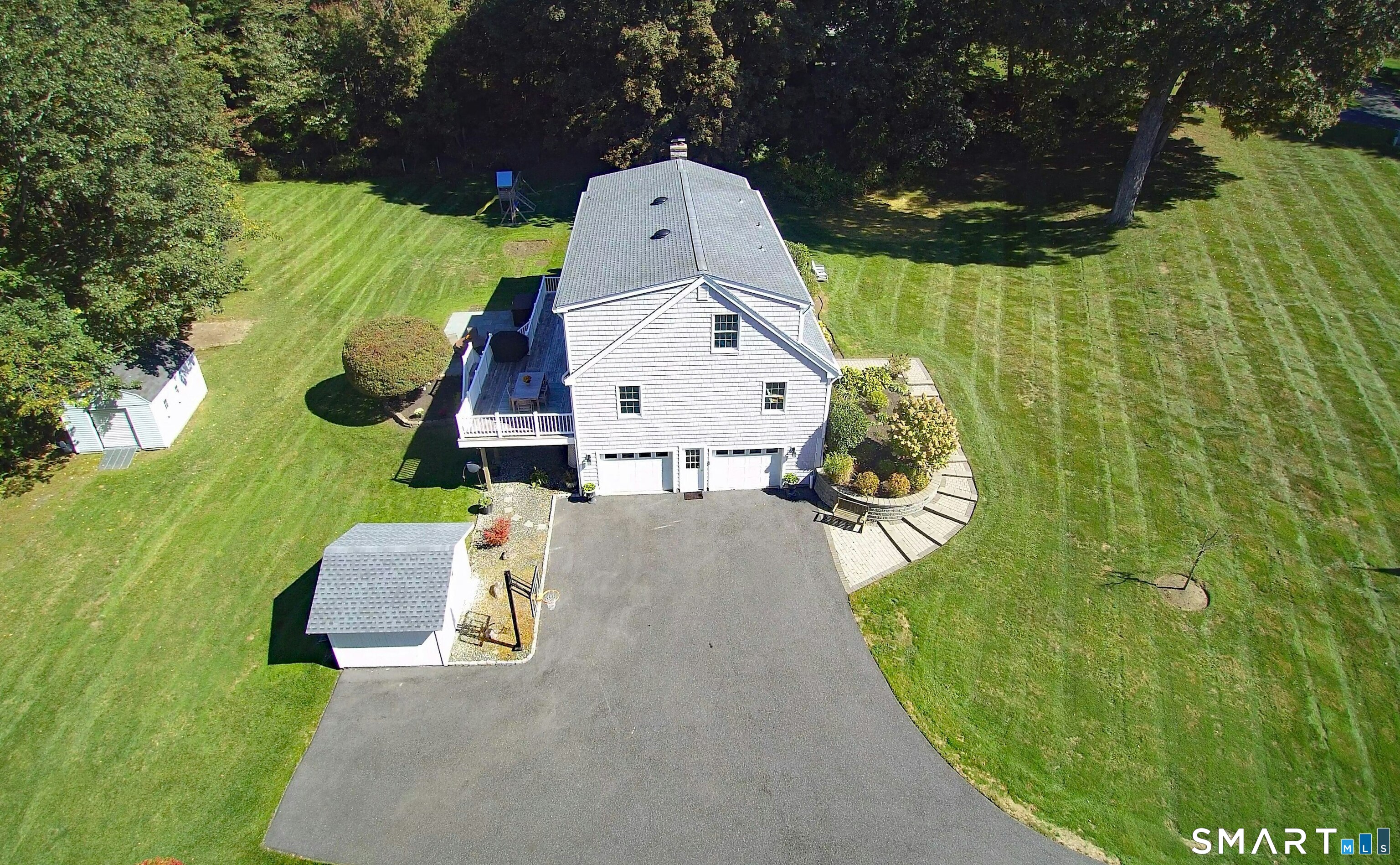 12 Holmes Road Ridgefield, CT 06877 - Photo 5 of 40