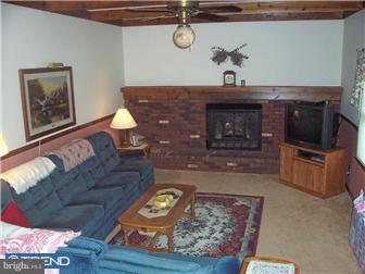 278 Conrow Road Delran, NJ 08057 - Photo 6 of 7 Family Room