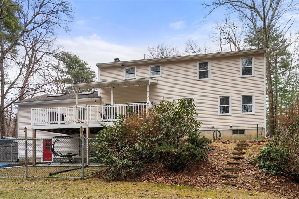 5 Woodside Circle Sturbridge, MA 01566 - Photo 35 of 39