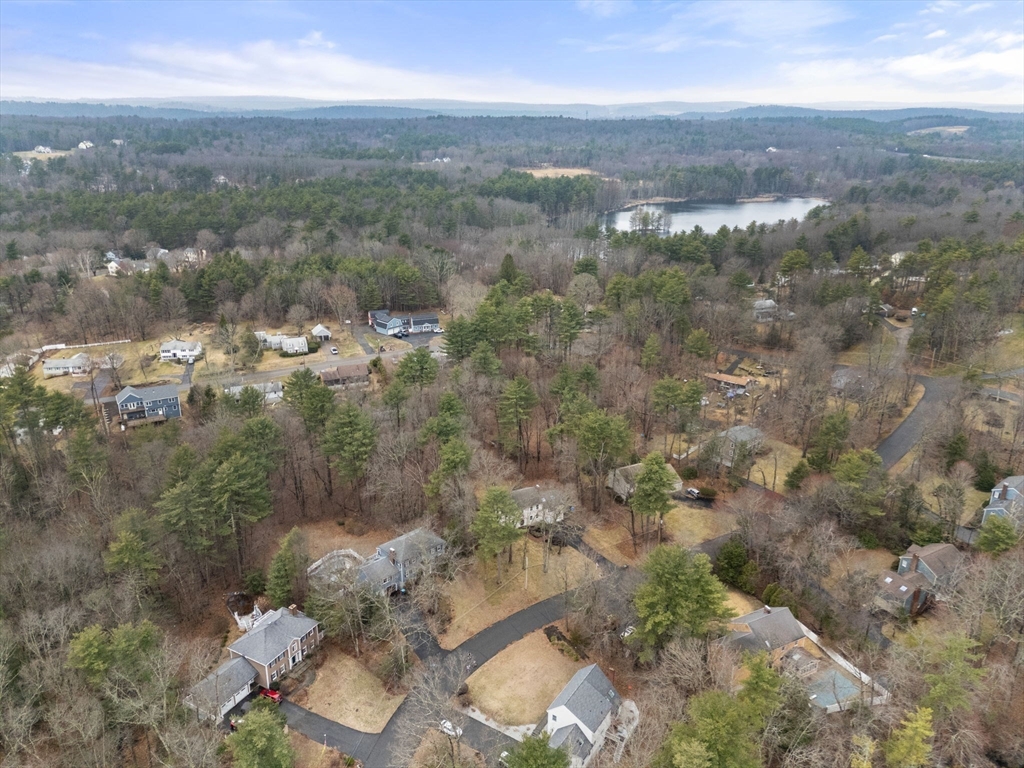 5 Woodside Circle Sturbridge, MA 01566 - Photo 5 of 39