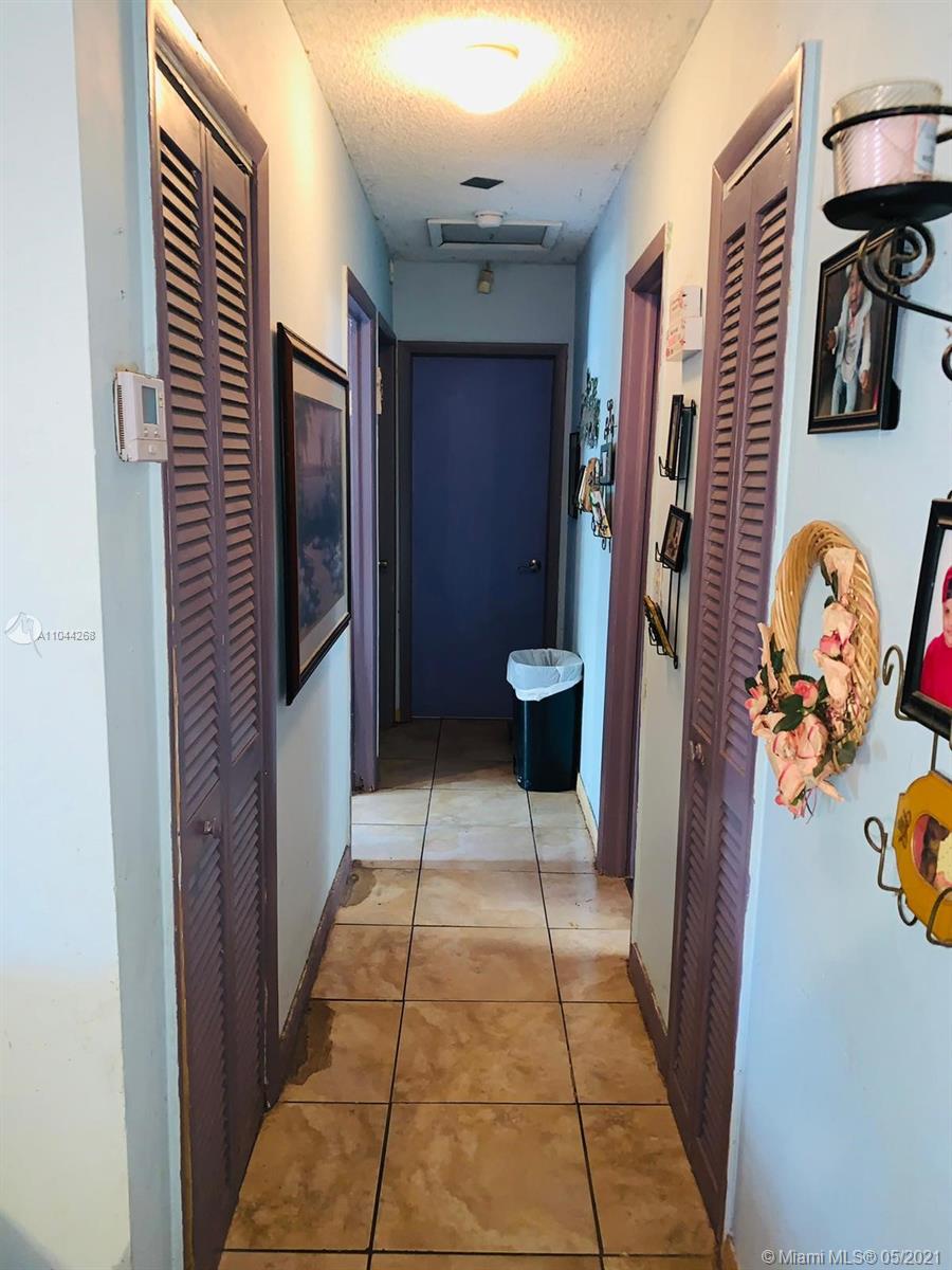 175 Southwest 16th Terrace Homestead, FL 33030 - Photo 18 of 25 Gallery Image 18