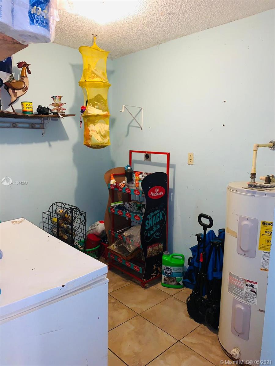 175 Southwest 16th Terrace Homestead, FL 33030 - Photo 19 of 25 Gallery Image 19