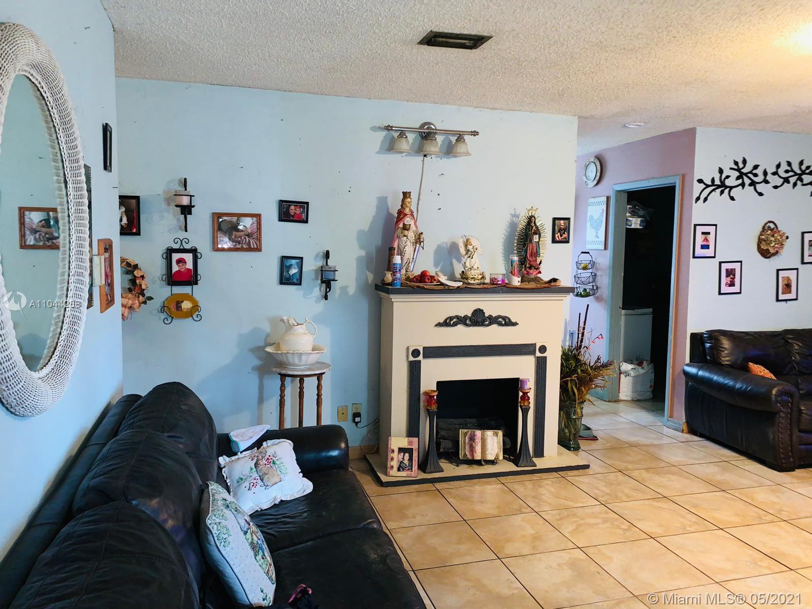 175 Southwest 16th Terrace Homestead, FL 33030 - Photo 24 of 25 Gallery Image 24