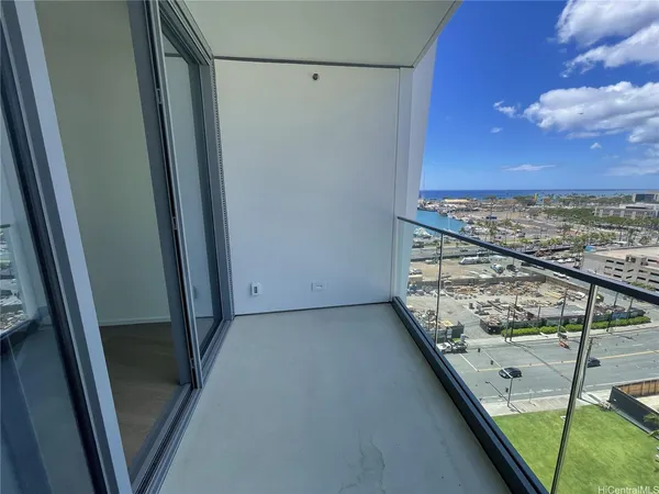 $5,900 | 1000 Auahi Street, Unit 1207, Honolulu, HI 96814