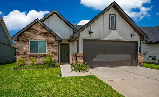 $3,400 | 31810 Whittis Hill Way, Fulshear, TX 77441