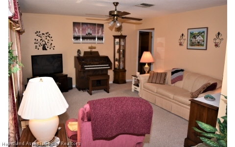 3811 Divot Road Sebring, FL 33872 - Photo 8 of 24 Gallery Image 8