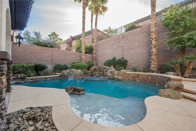 $5,800 | 2768 Liberation Drive, Henderson, NV 89044