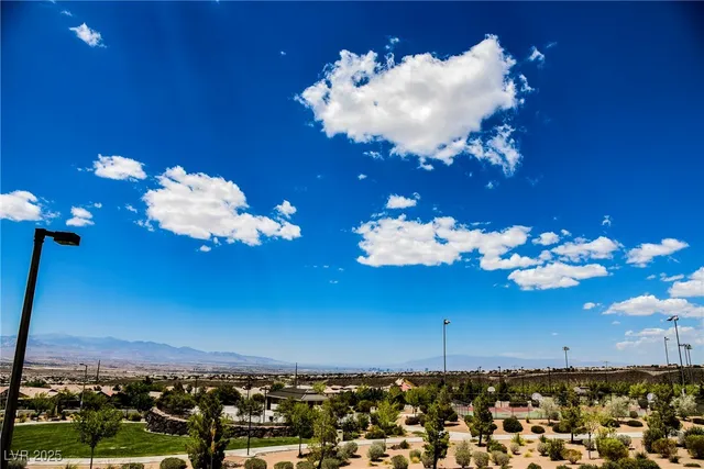 $5,800 | 2768 Liberation Drive, Henderson, NV 89044