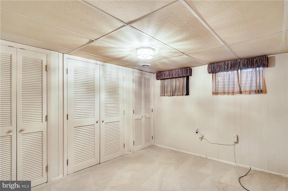 22709 Frederick Road Clarksburg, MD 20871 - Photo 12 of 18 Office/den)