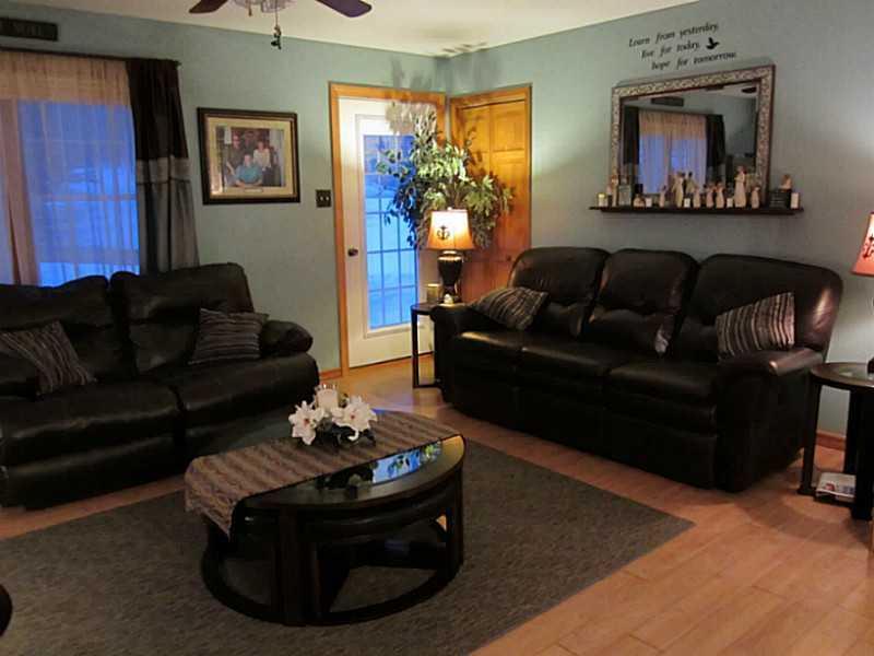 382 Limestone Road Fort Fairfield, ME 04742 - Photo 9 of 21 Living Room.