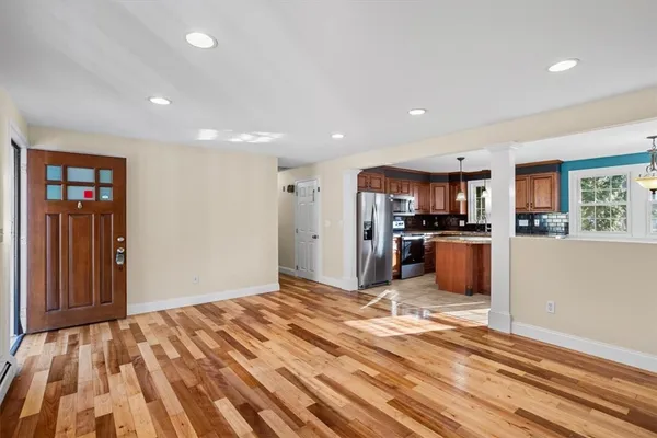 $455,000 | 800 Tunk Hill Road, Scituate, RI 02825