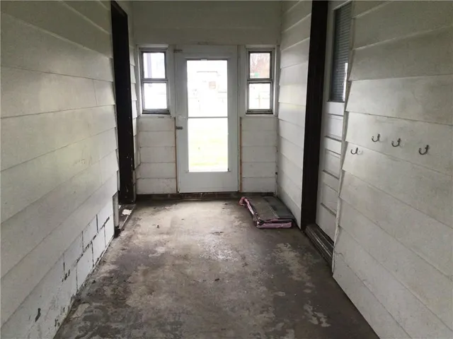 $119,000 | 1953 Shadyside Drive, Hermitage, PA 16148