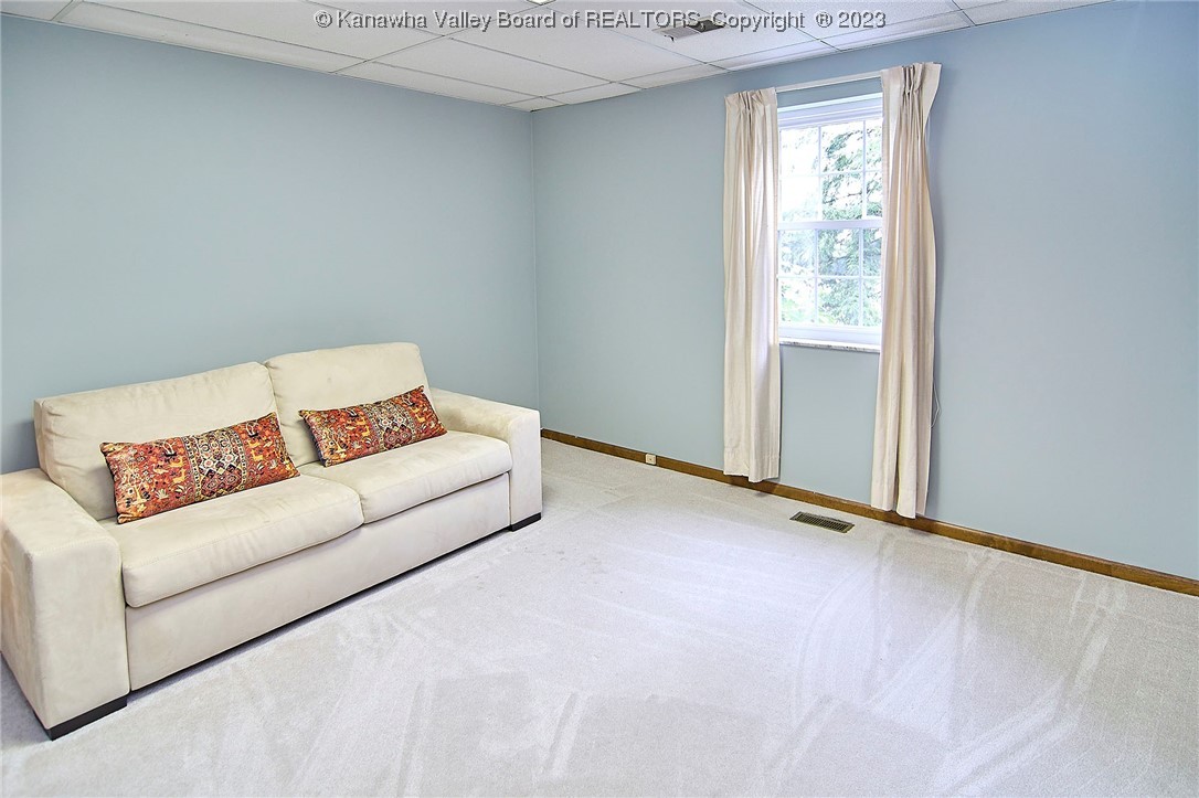 1710 Sierra Road Charleston, WV 25314 - Photo 46 of 50 Gallery Image 46