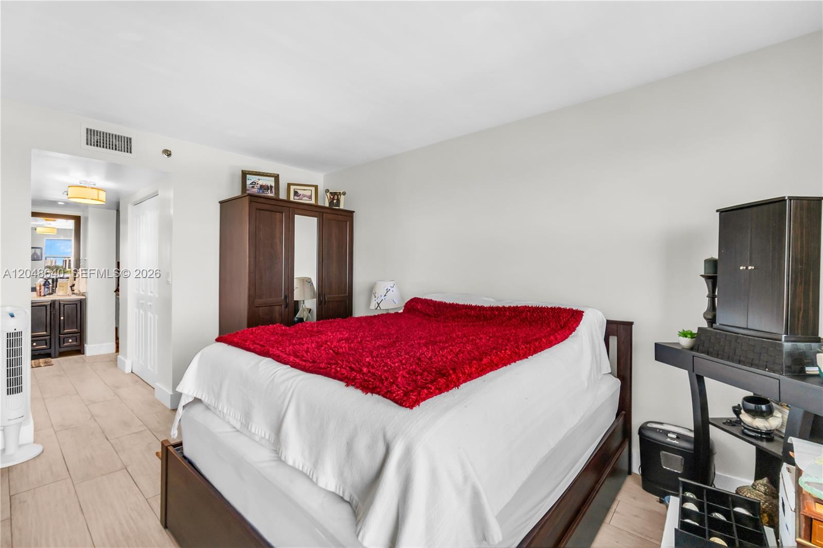 2351 Douglas Road, Unit 1101 Miami, FL 33145 - Photo 14 of 24