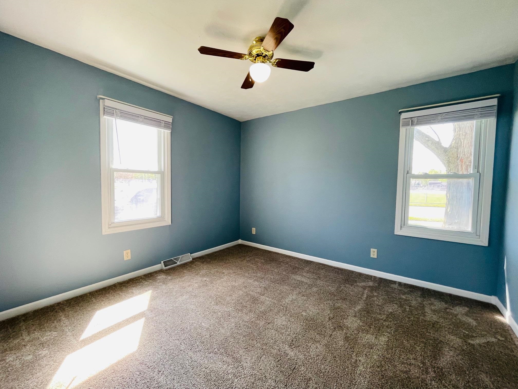3834 Vistula Road Mishawaka, IN 46544 - Photo 12 of 35 Gallery Image 12