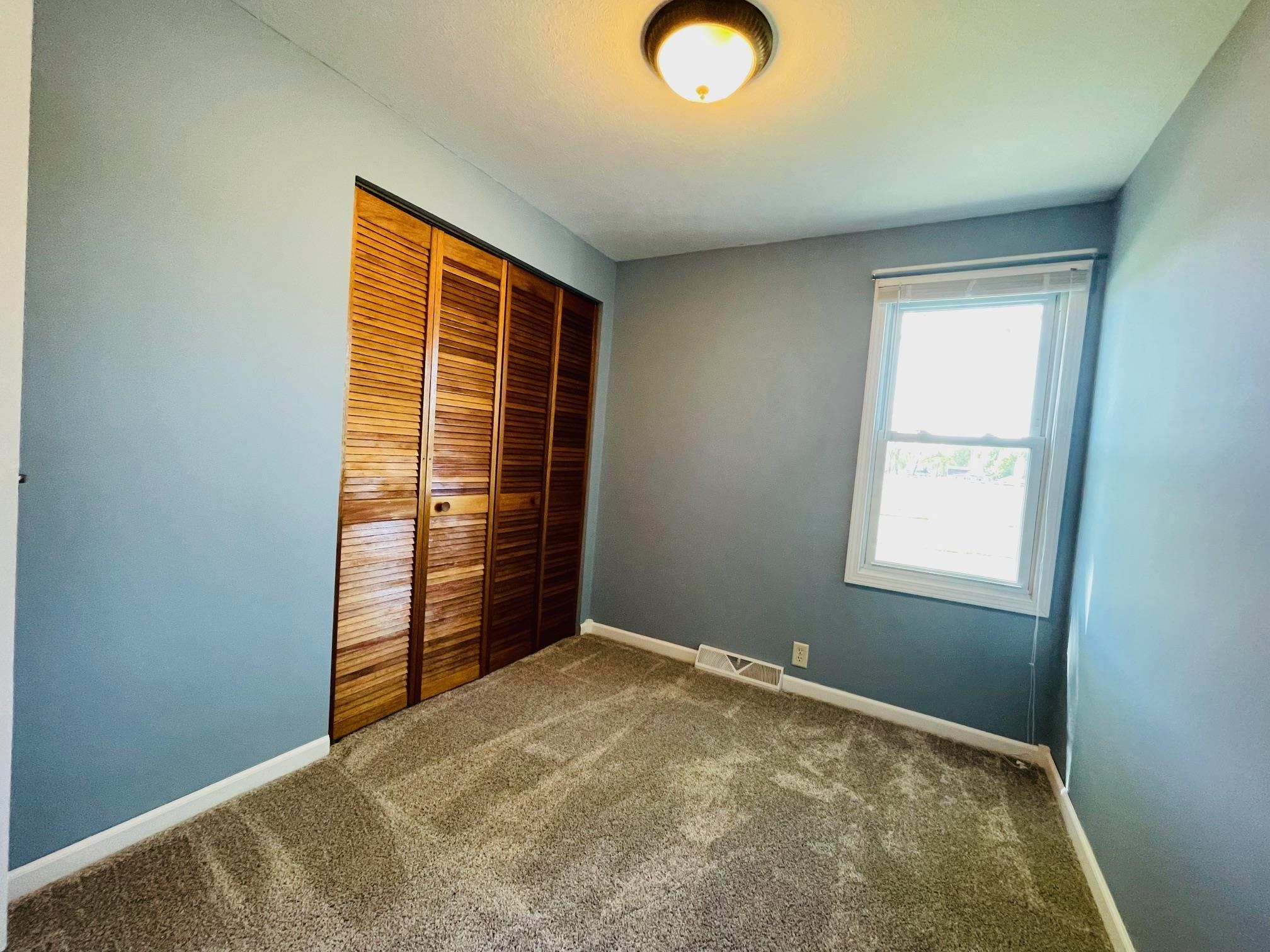 3834 Vistula Road Mishawaka, IN 46544 - Photo 15 of 35 Gallery Image 15