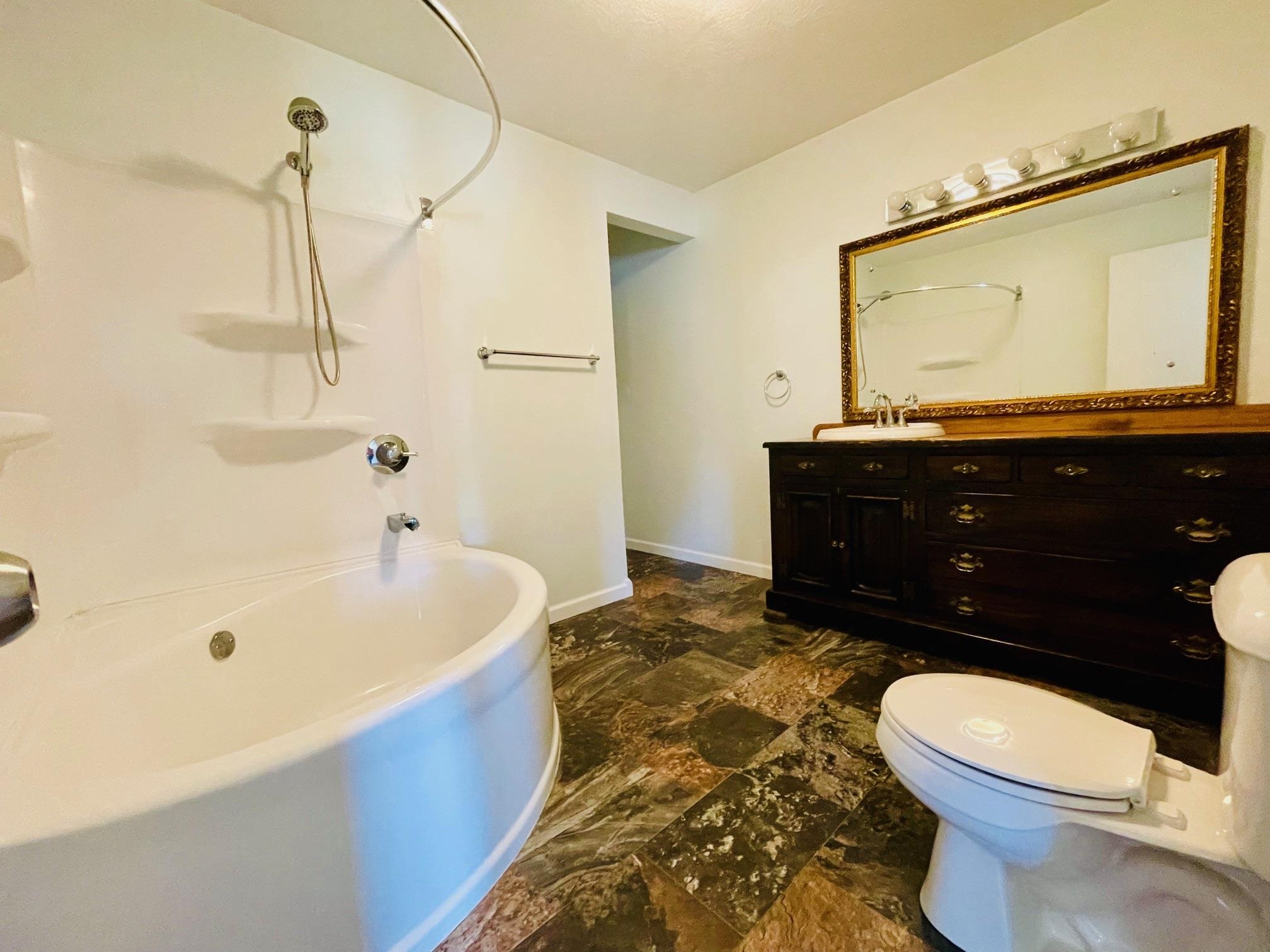 3834 Vistula Road Mishawaka, IN 46544 - Photo 19 of 35 Gallery Image 19
